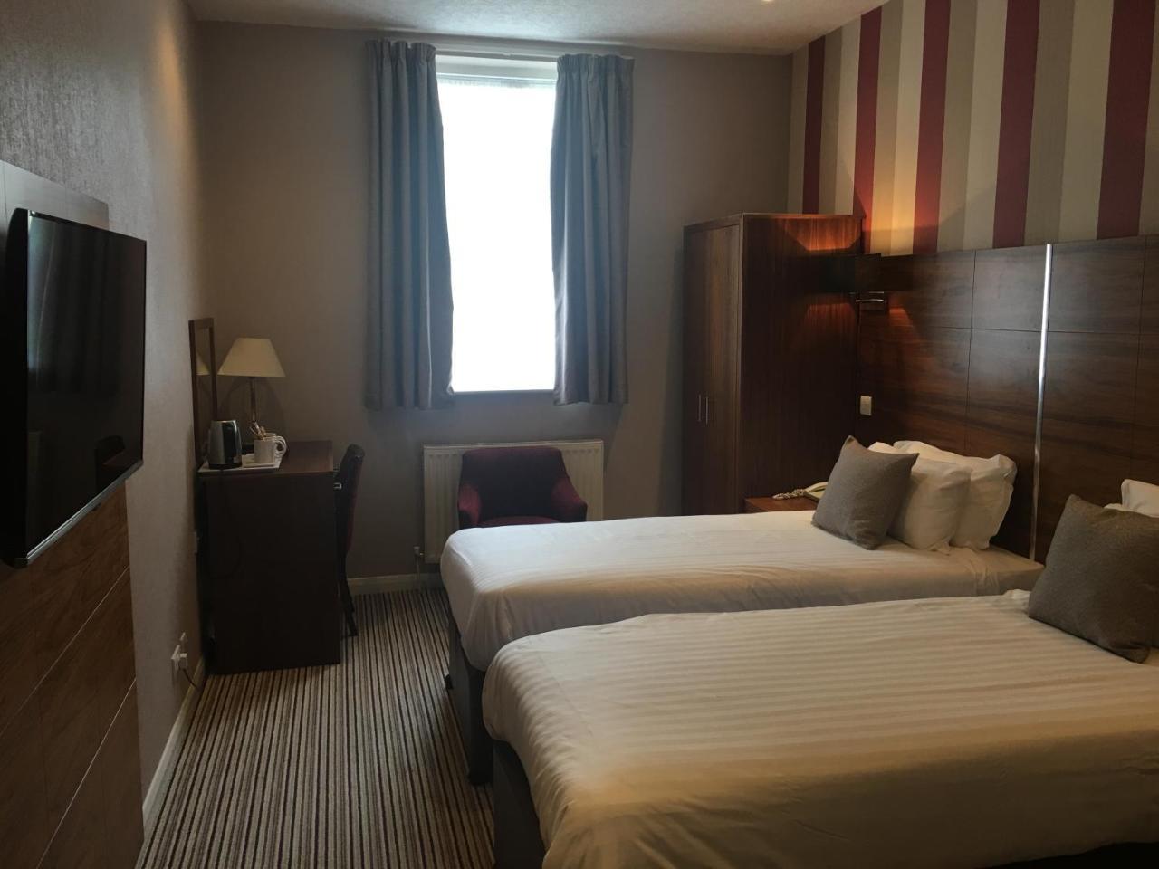 The Victoria Hotel Canterbury Bagian luar foto
