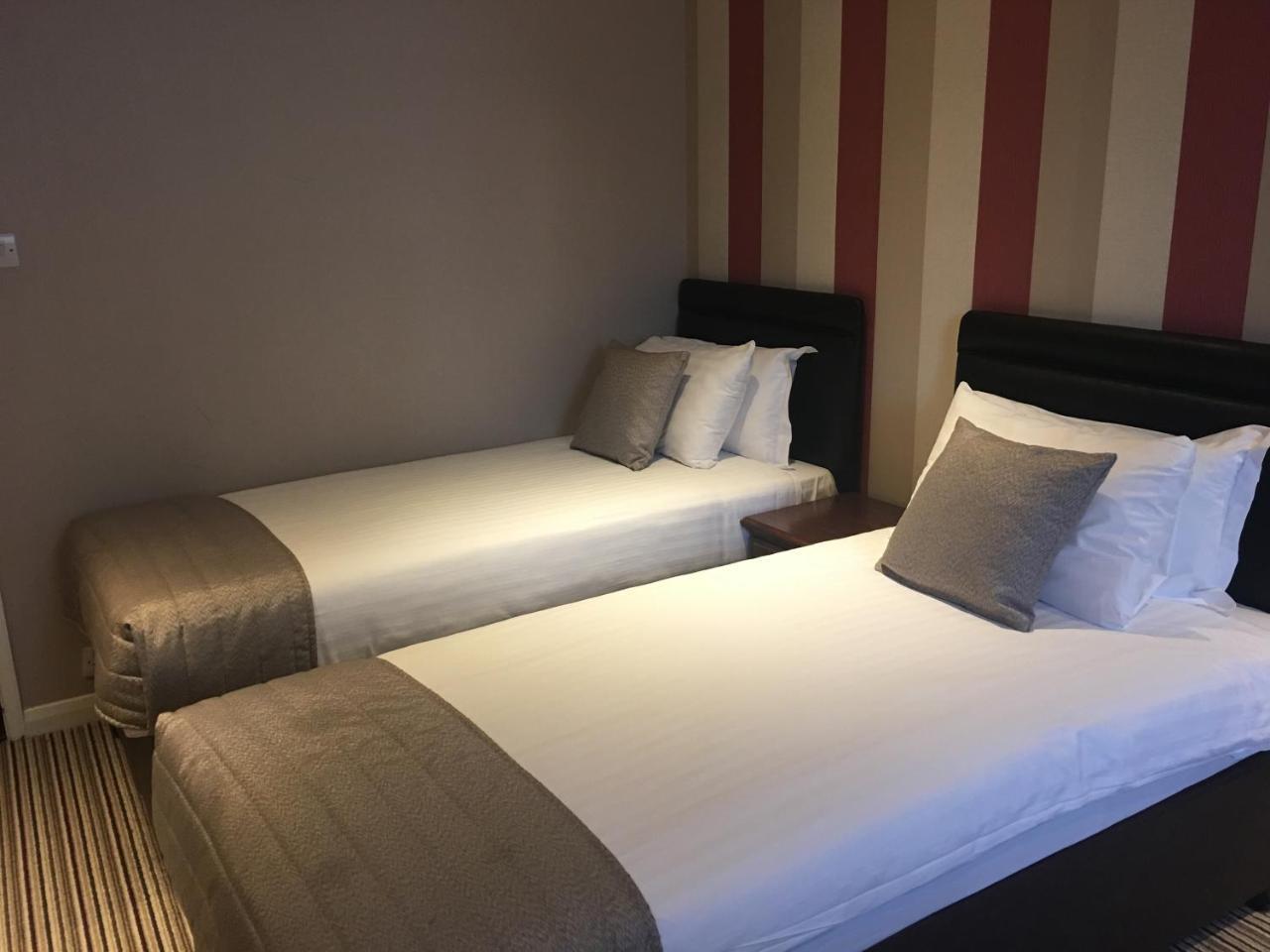The Victoria Hotel Canterbury Bagian luar foto